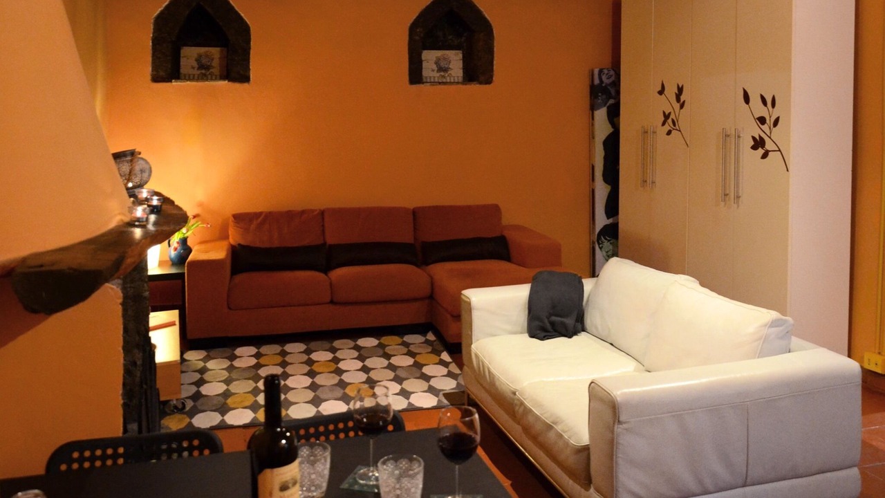 Photo of Livingroom in Calcata Historic Town