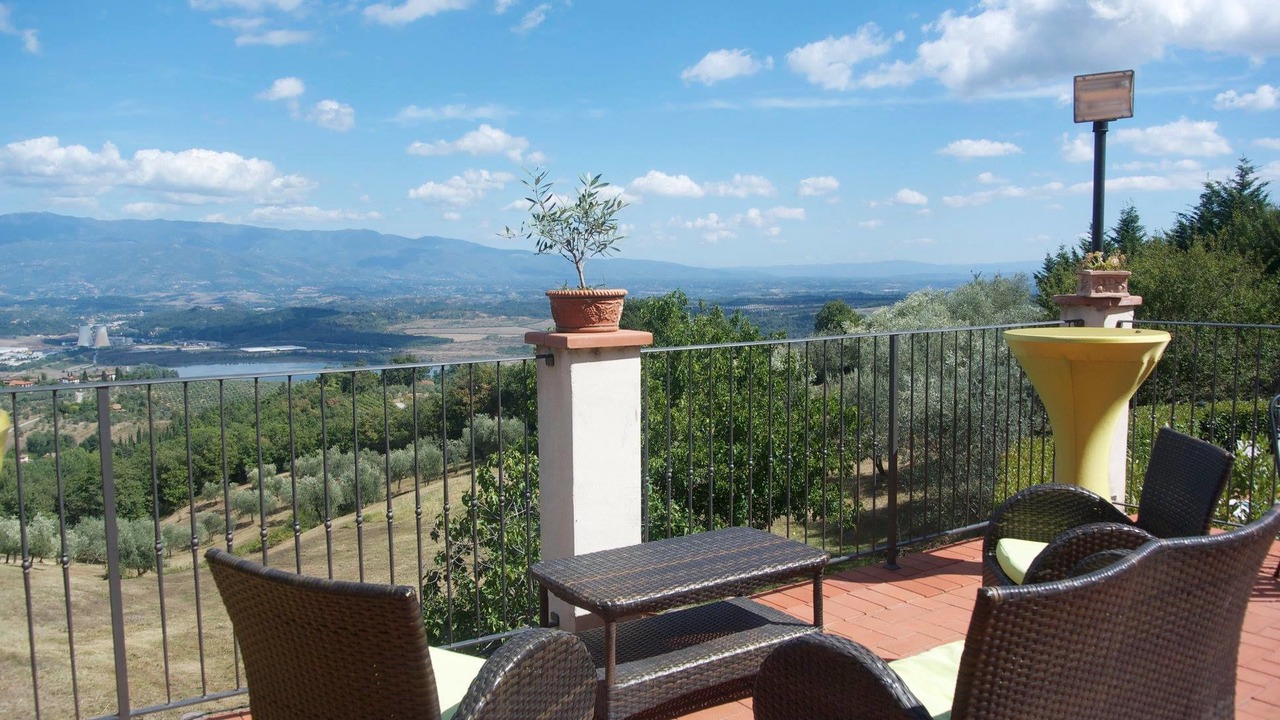 Photo of Patio Balcony in Castelnuovo dei Sabbioni