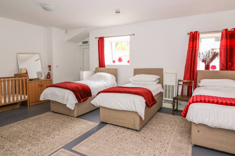 Photo of Bedroom in Margam