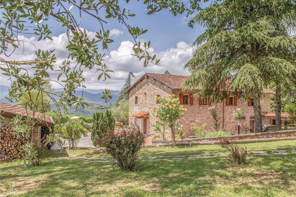 Photo of Outdoor in Porrena