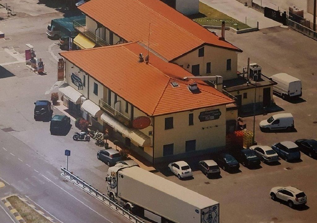 Photo of Outdoor in Dello