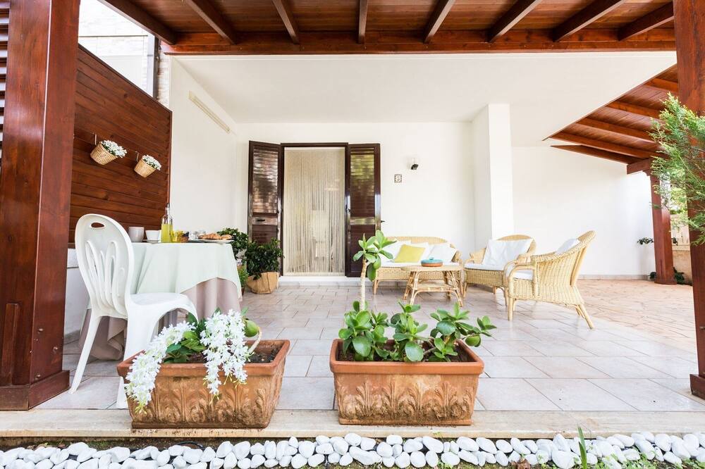 Photo of Outdoor in Torre Santa Sabina