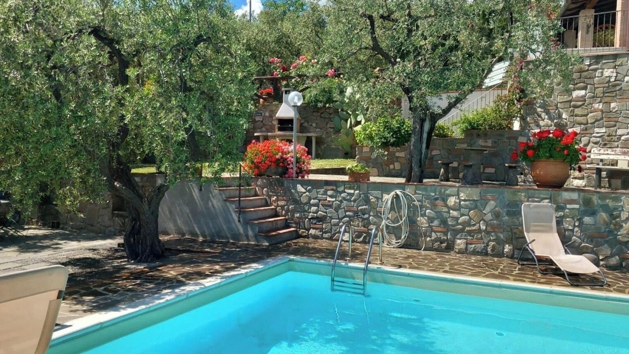 Photo of Outdoor in Saturnana