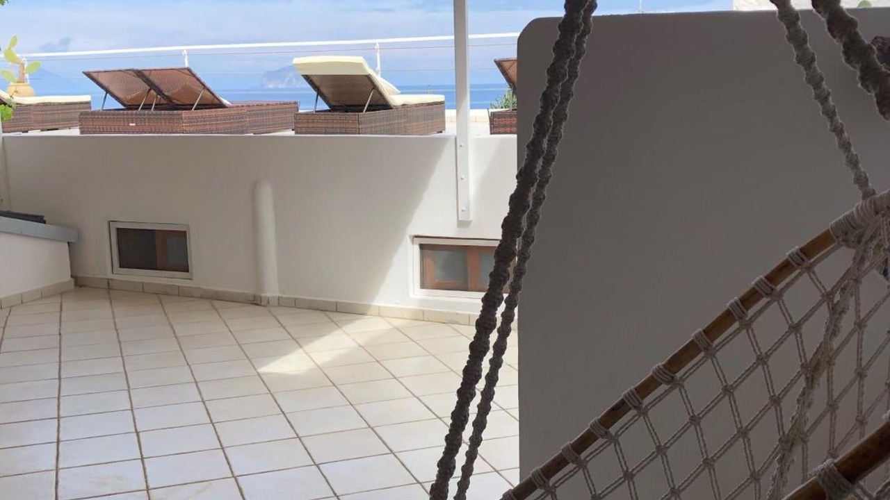 Photo of Patio Balcony in Santa Marina Salina