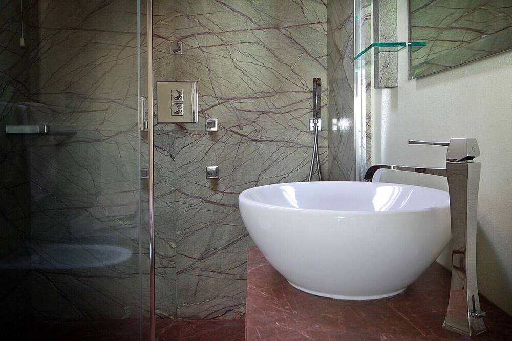 Photo of Bathroom in Pulciano