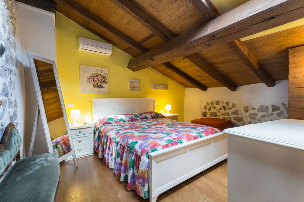 Photo of Bedroom in Precetto
