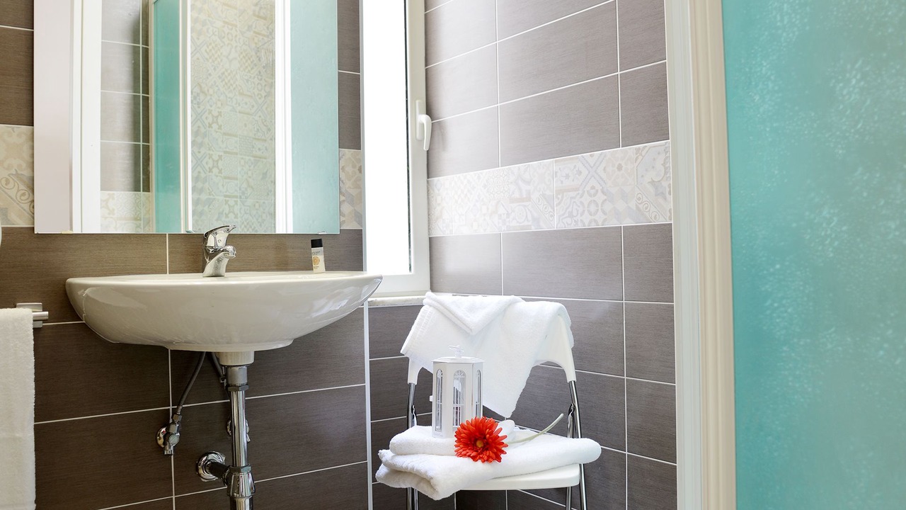 Photo of Bathroom in Naples City Centre