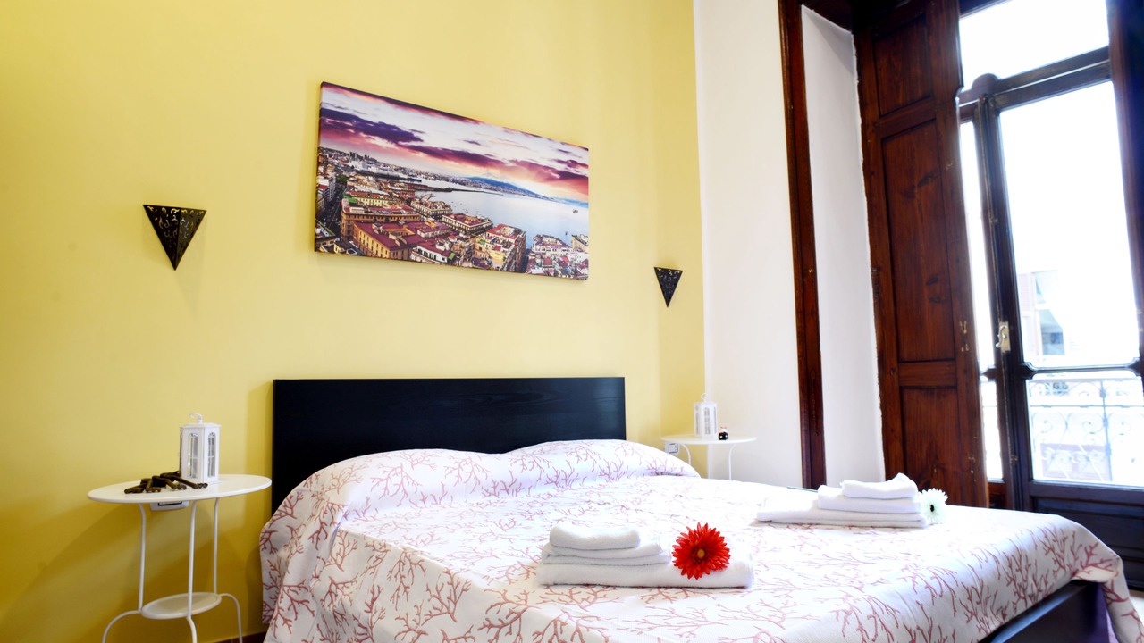 Photo of Bedroom in Naples City Centre