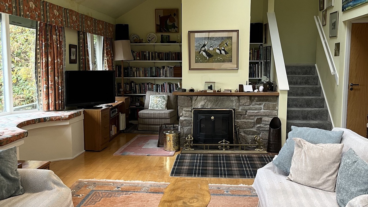 Photo of Livingroom in Lochgilphead