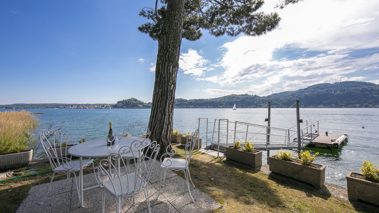 Photo of Outdoor in Angera