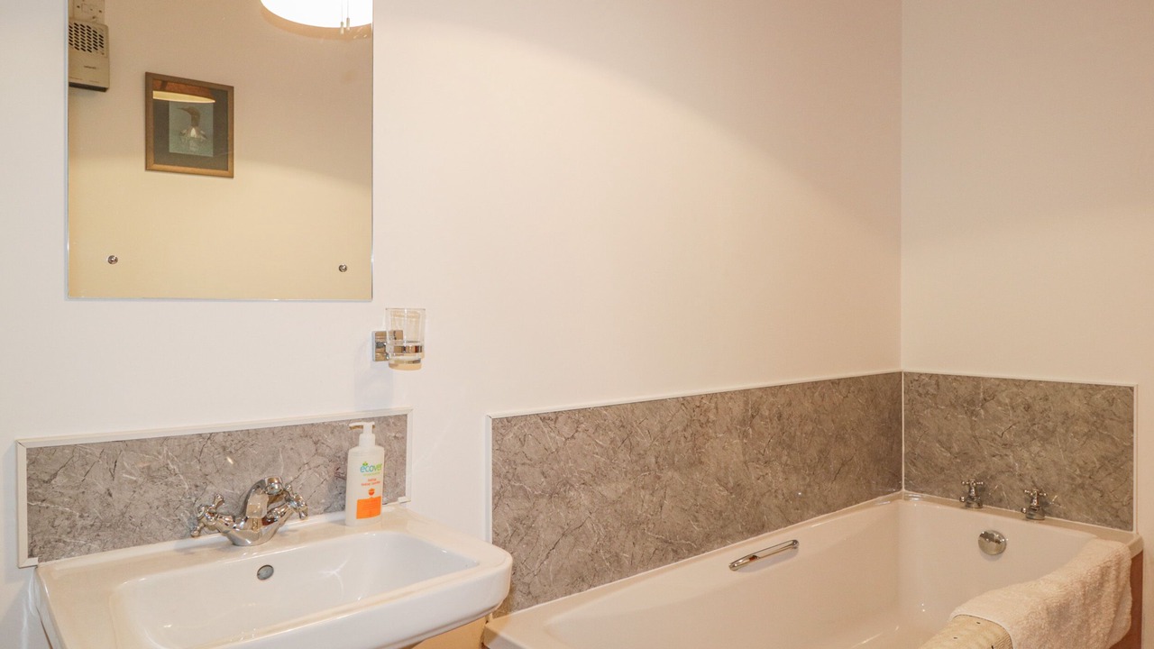 Photo of Bathroom in Alvie