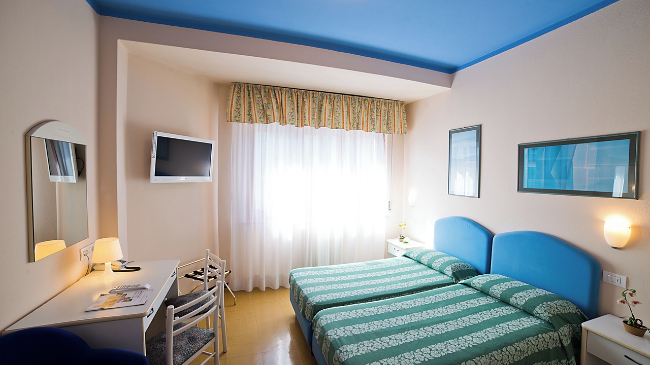 Photo of Bedroom in Porlezza