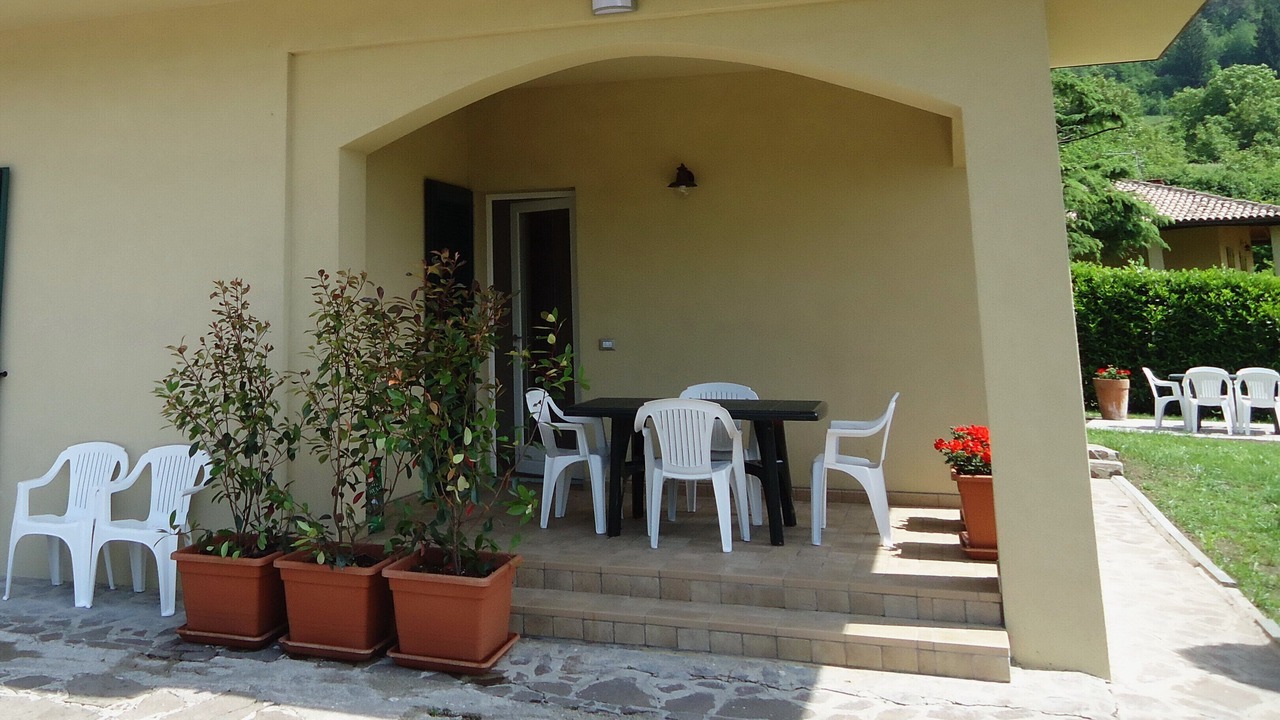 Photo of Outdoor in Crone