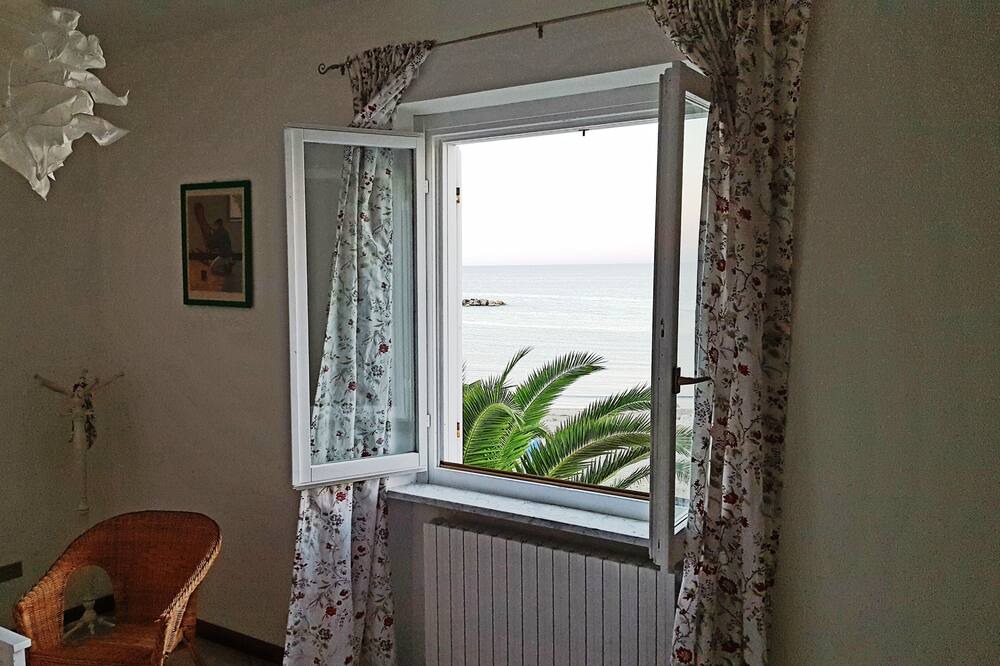 Photo of Bedroom in Cupra Marittima