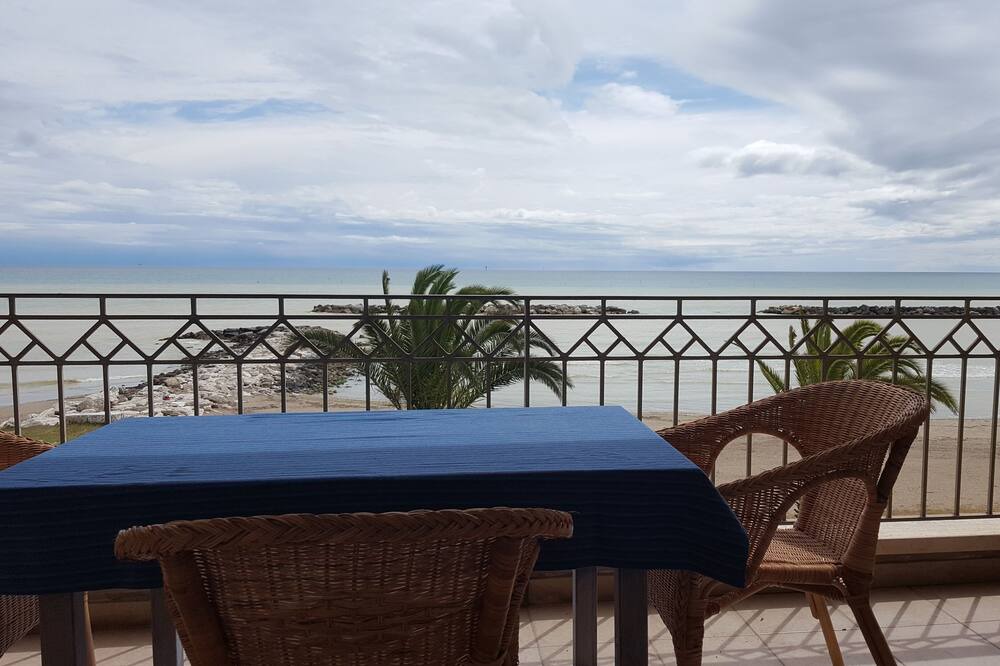 Photo of Patio Balcony in Cupra Marittima