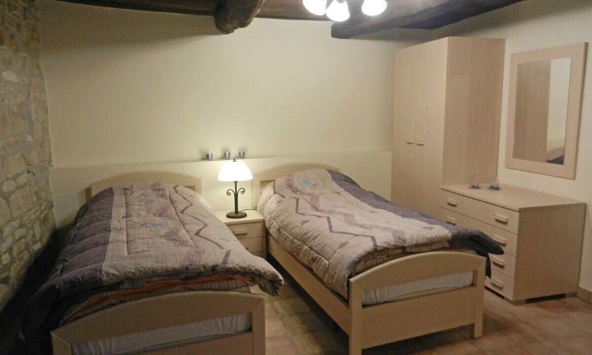 Photo of Others in Olmo Gentile