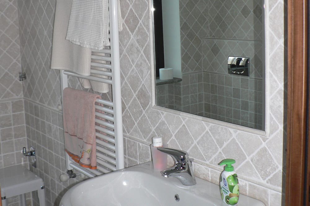 Photo of Bathroom in Condove