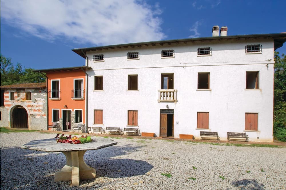 Photo of Outdoor in Isola Vicentina
