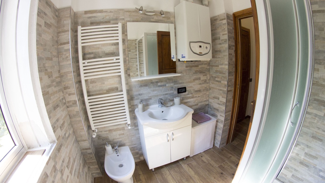 Photo of Bathroom in Savena