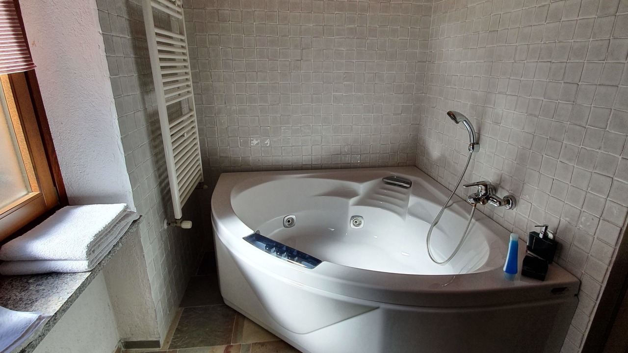 Photo of Bathroom in Pont Suaz