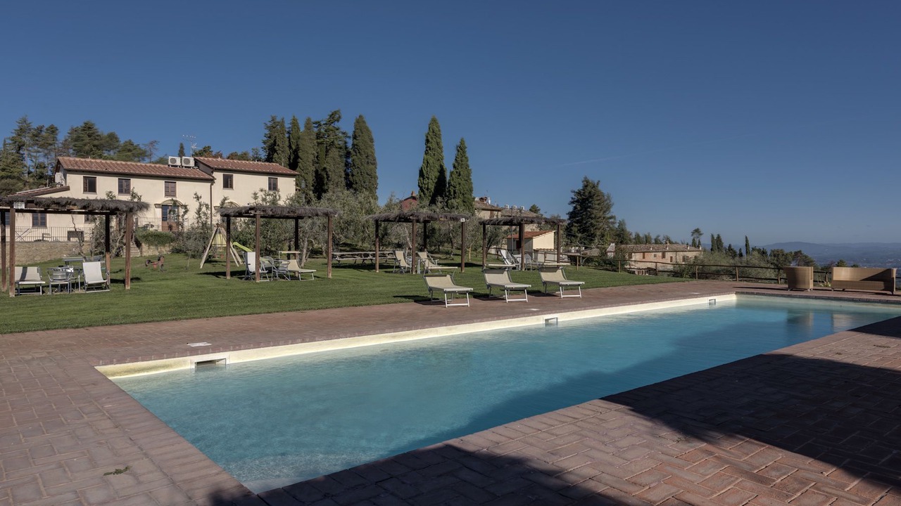 Photo of Outdoor in Neri