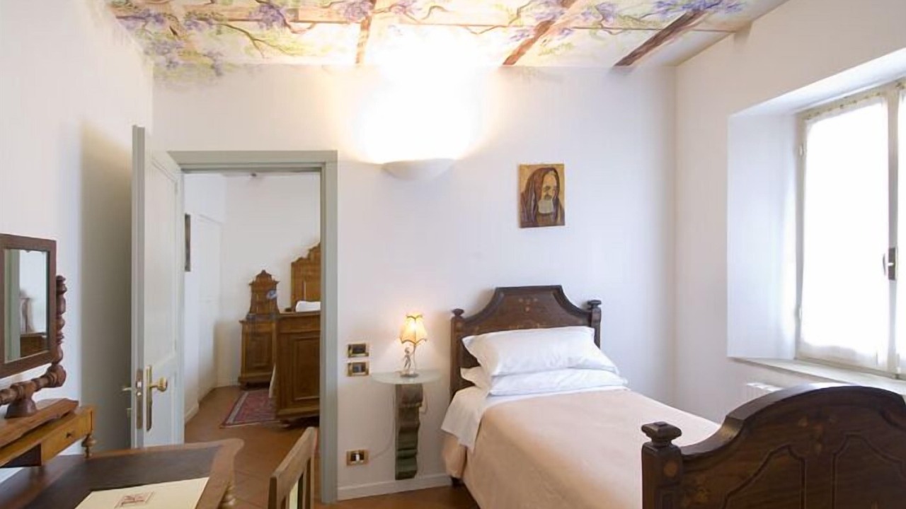 Photo of Bedroom in Santarcangelo di Romagna