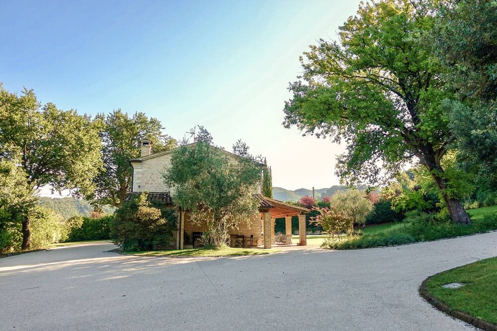 Photo of Outdoor in Calmazzo
