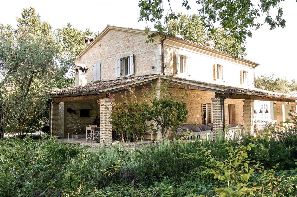 Photo of Outdoor in Calmazzo