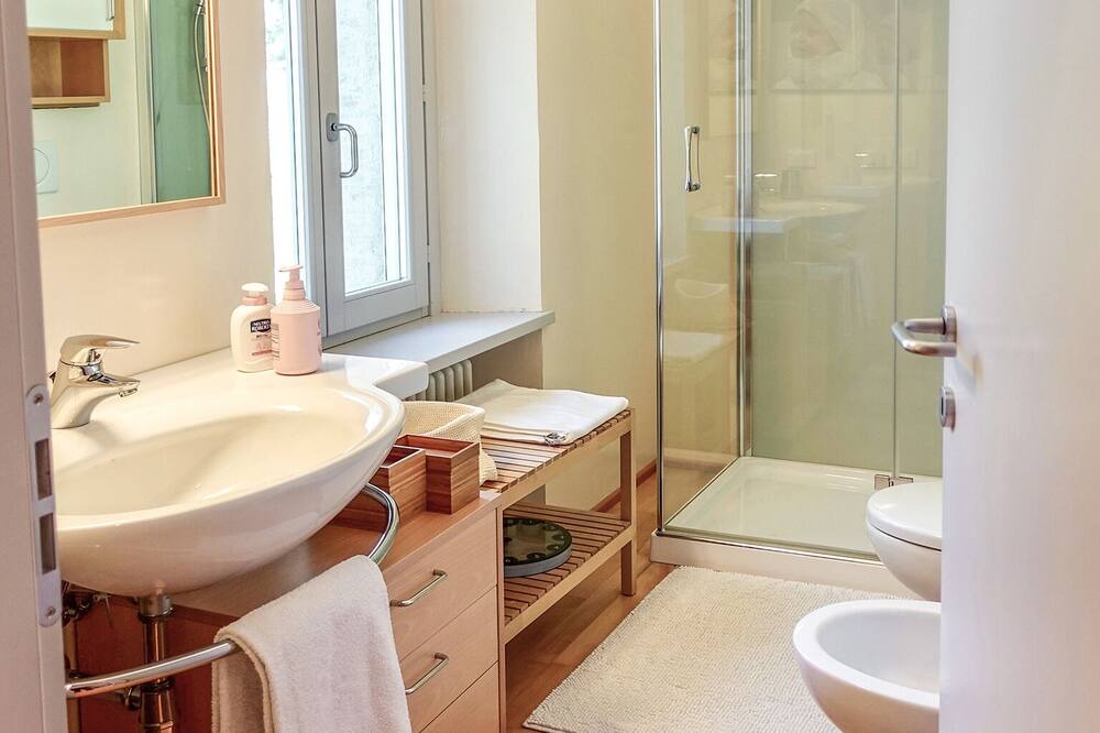 Photo of Bathroom in Calmazzo