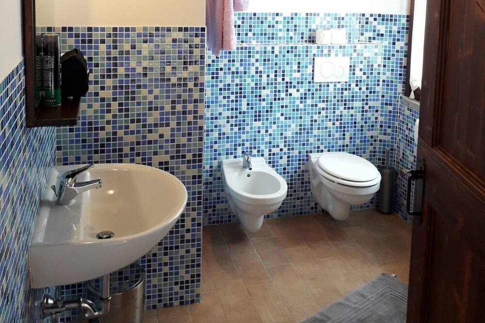 Photo of Bathroom in Fabriano
