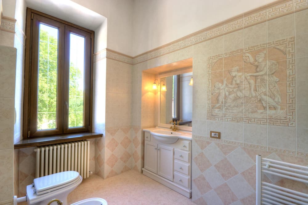 Photo of Bathroom in Sassoferrato