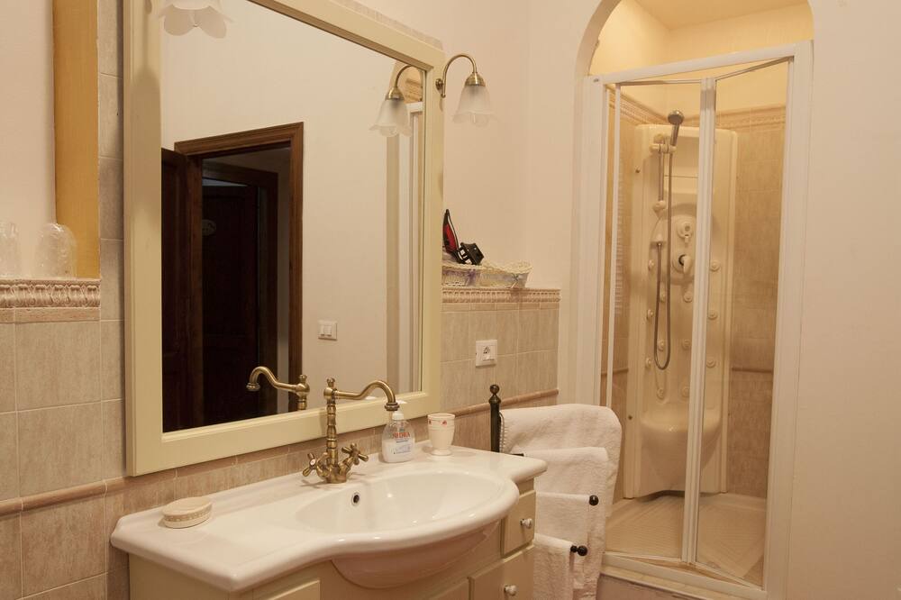 Photo of Bathroom in Sassoferrato