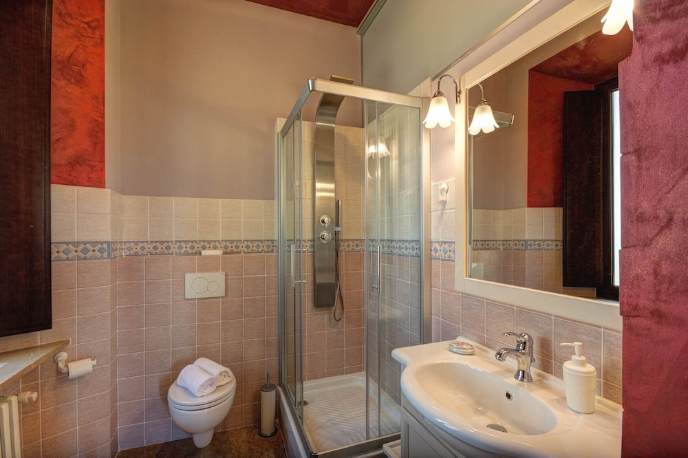 Photo of Bathroom in Sassoferrato
