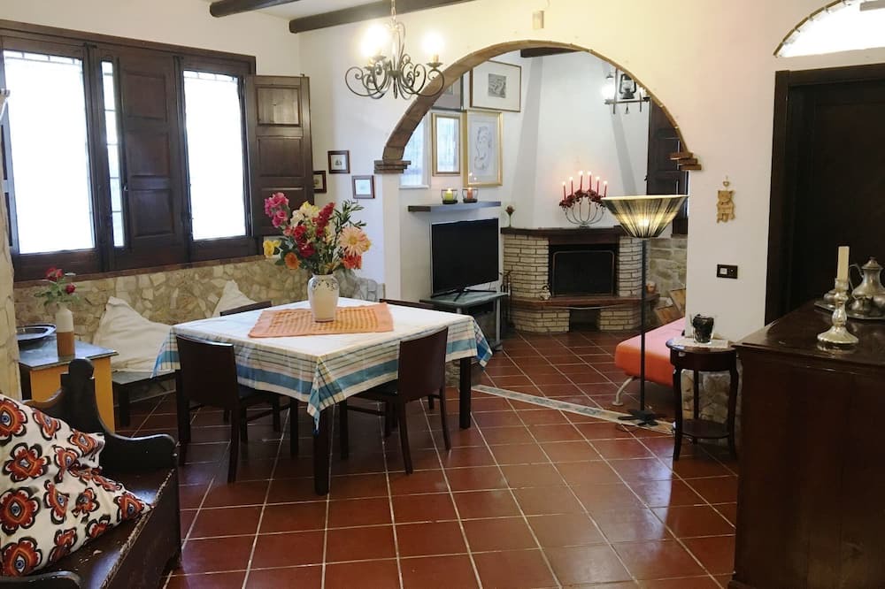 Photo of Livingroom in Fontane Bianche