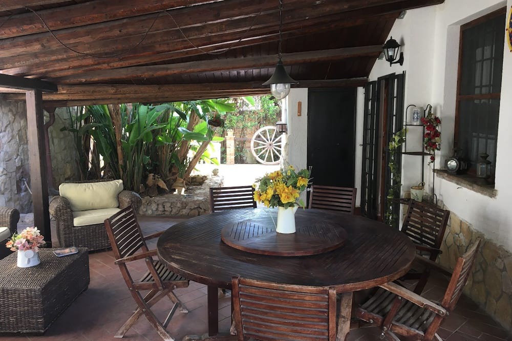 Photo of Patio Balcony in Fontane Bianche
