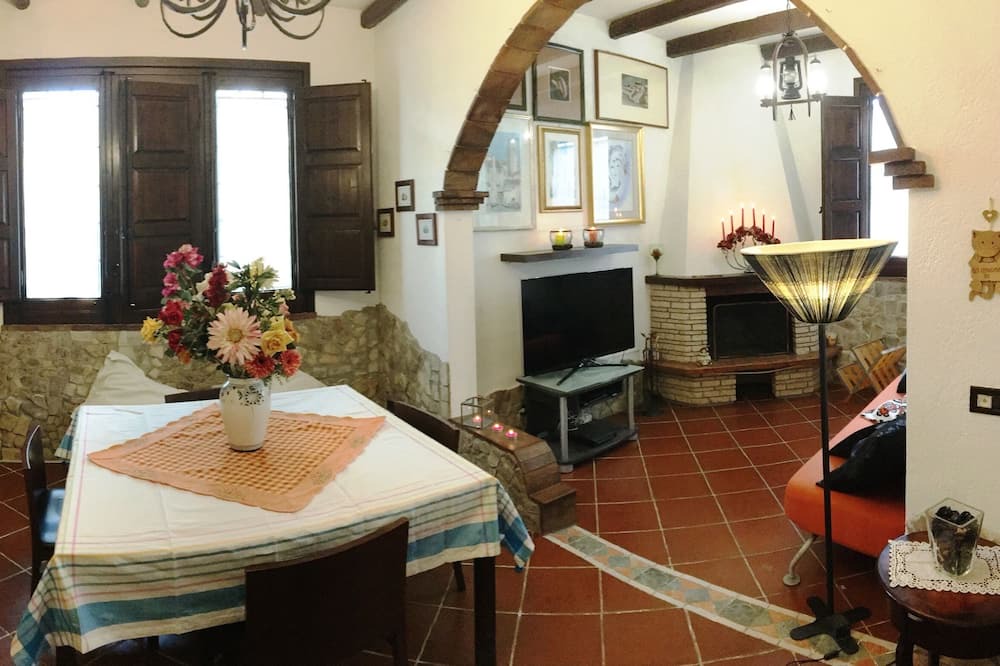 Photo of Livingroom in Fontane Bianche