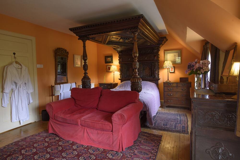 Photo of Bedroom in West Laroch