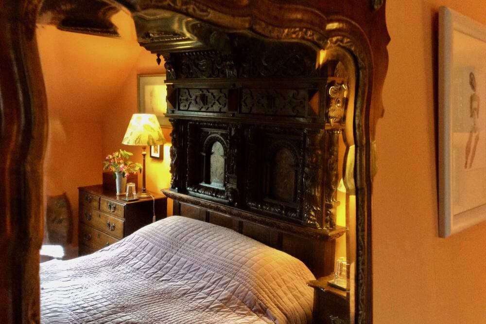 Photo of Bedroom in West Laroch