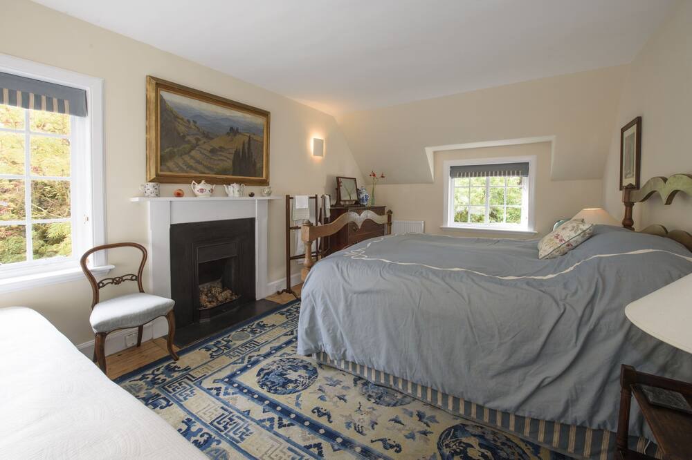 Photo of Bedroom in West Laroch