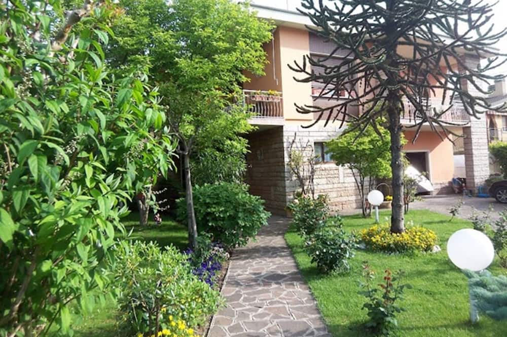 Photo of Others in Cunettone-villa