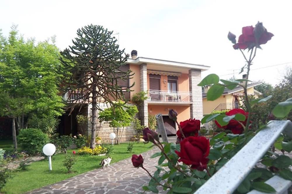 Photo of Outdoor in Cunettone-villa