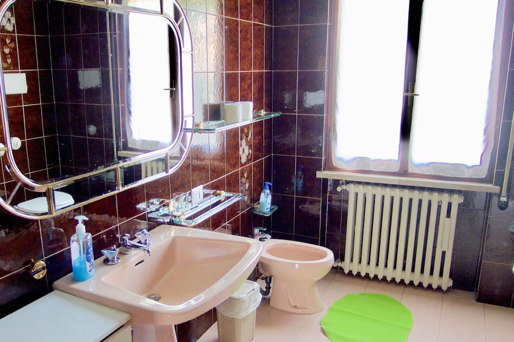 Photo of Bathroom in Cunettone-villa