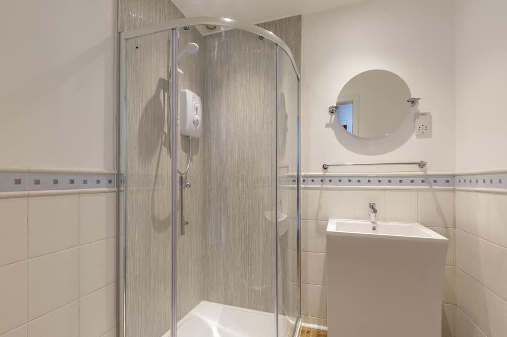 Photo of Bathroom in Newington
