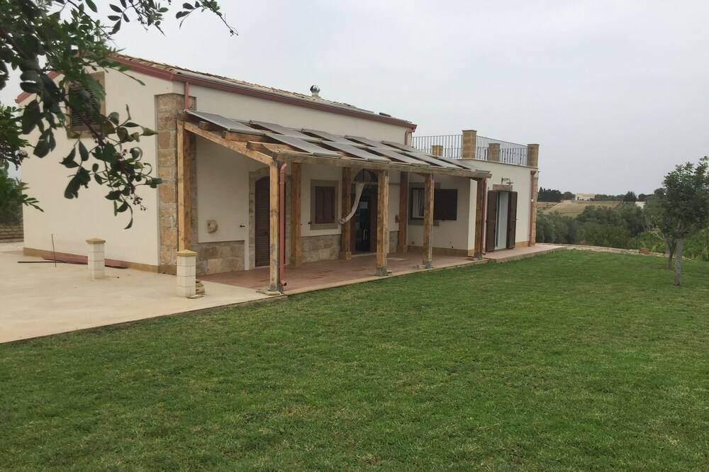 Photo of Outdoor in Noto