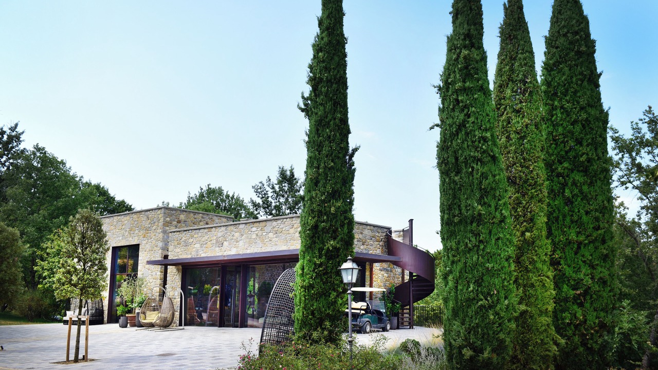 Photo of Outdoor in Starda