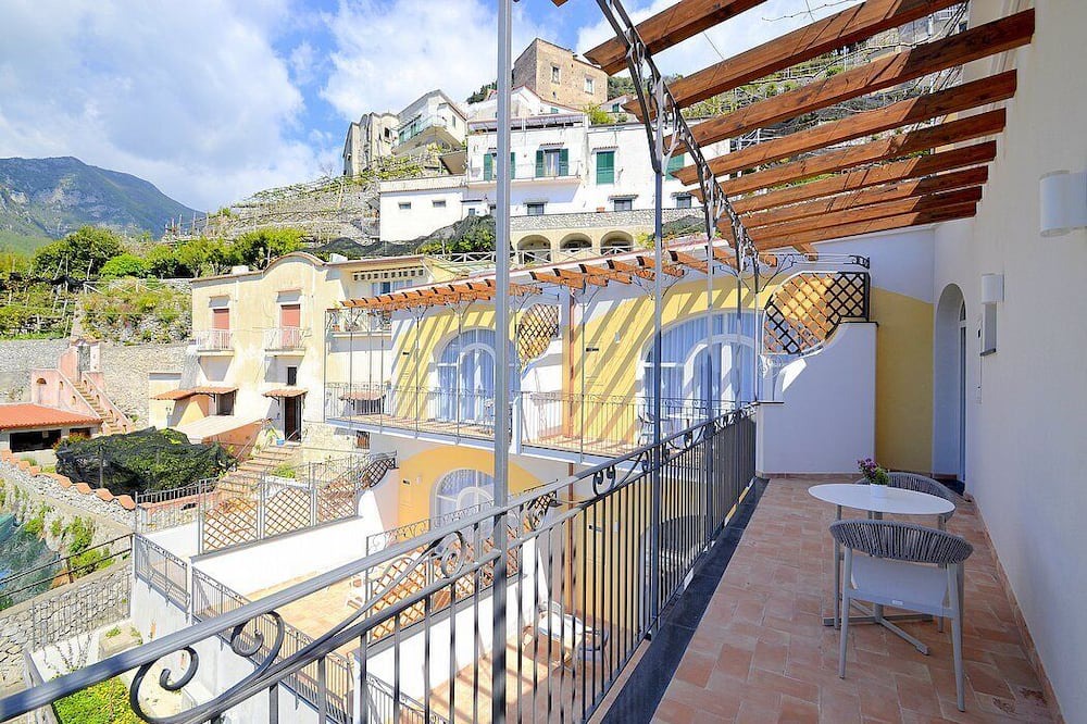 Photo of Patio Balcony in Pontone