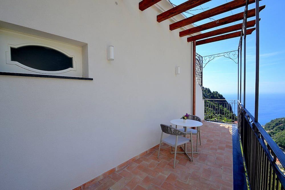 Photo of Patio Balcony in Pontone