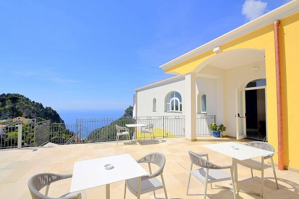 Photo of Patio Balcony in Pontone