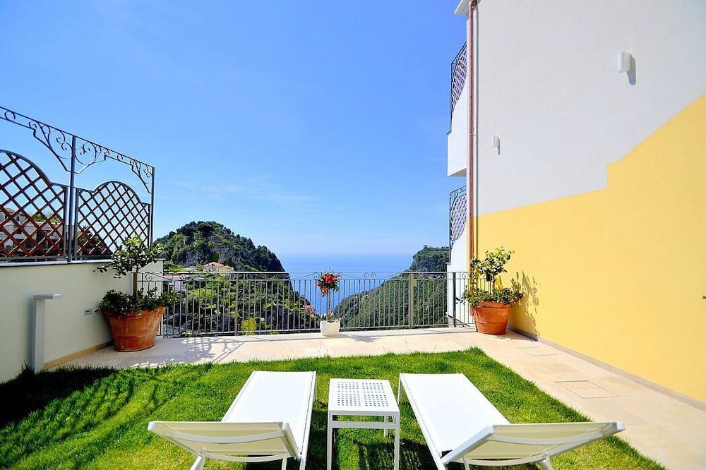 Photo of Patio Balcony in Pontone
