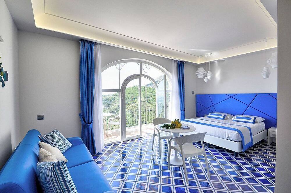 Photo of Bedroom in Pontone